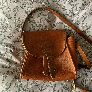 Vintage Dooney and Bourke leather crossbody